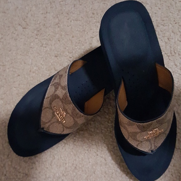 Coach Slippers Navy Blue - Picture 2 of 4